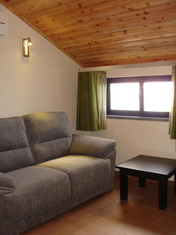 Apartamentos Kósmos Horta (Azores) Quarto foto