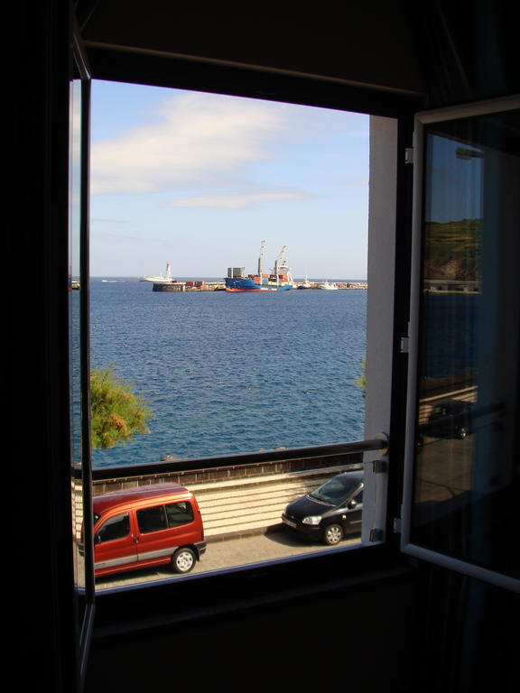 Apartamentos Kósmos Horta (Azores) Quarto foto