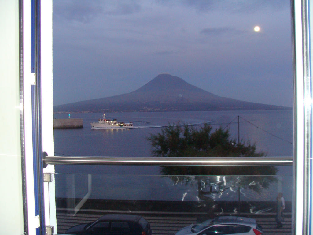Apartamentos Kósmos Horta (Azores) Quarto foto